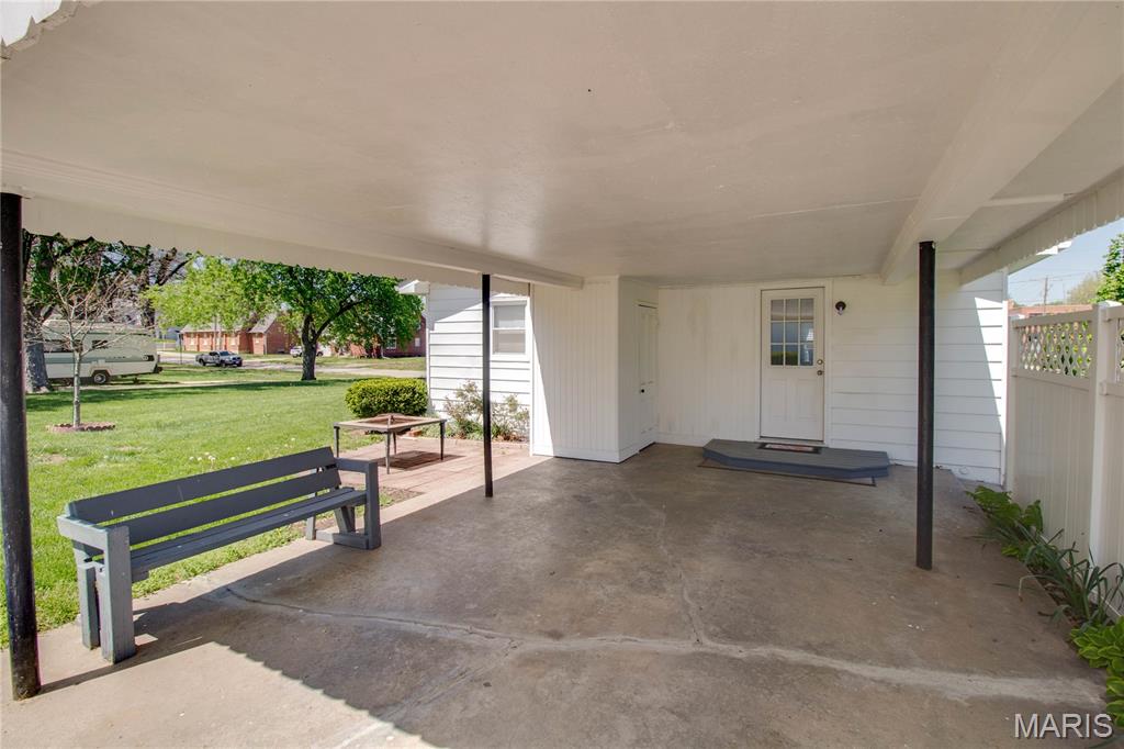 Burkes Add - Residential Lease