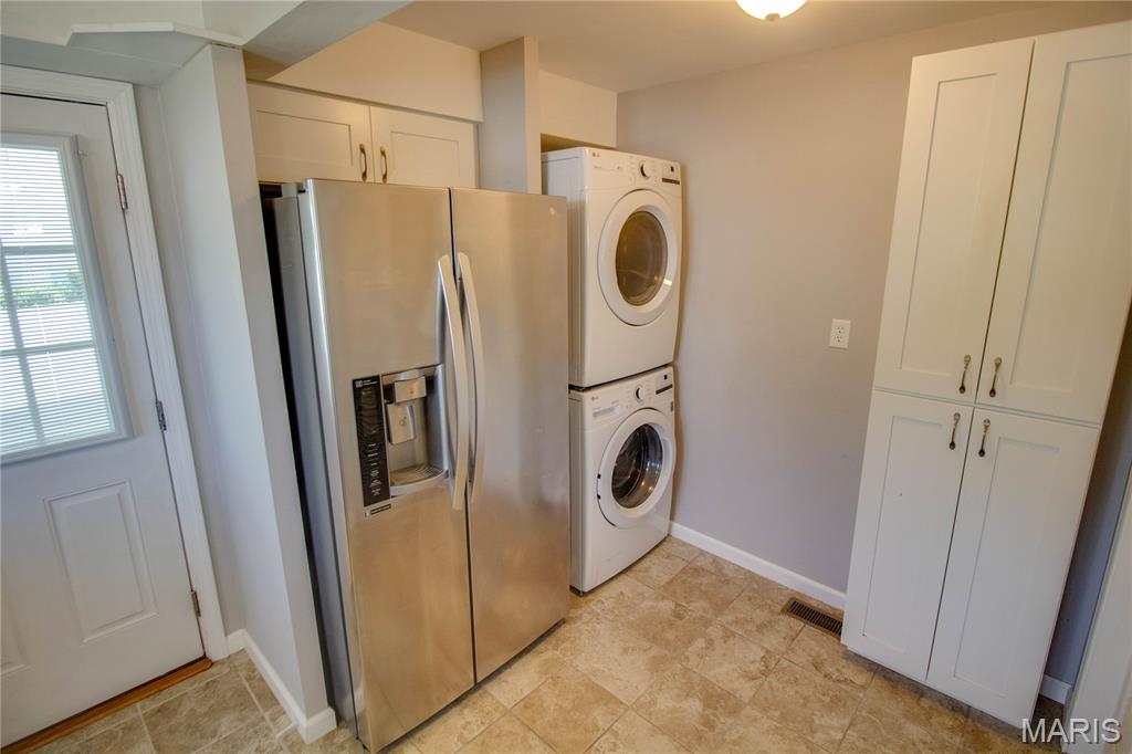Burkes Add - Residential Lease