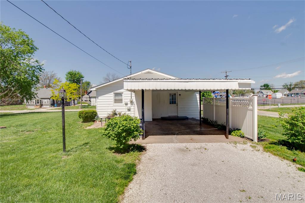 Burkes Add - Residential Lease