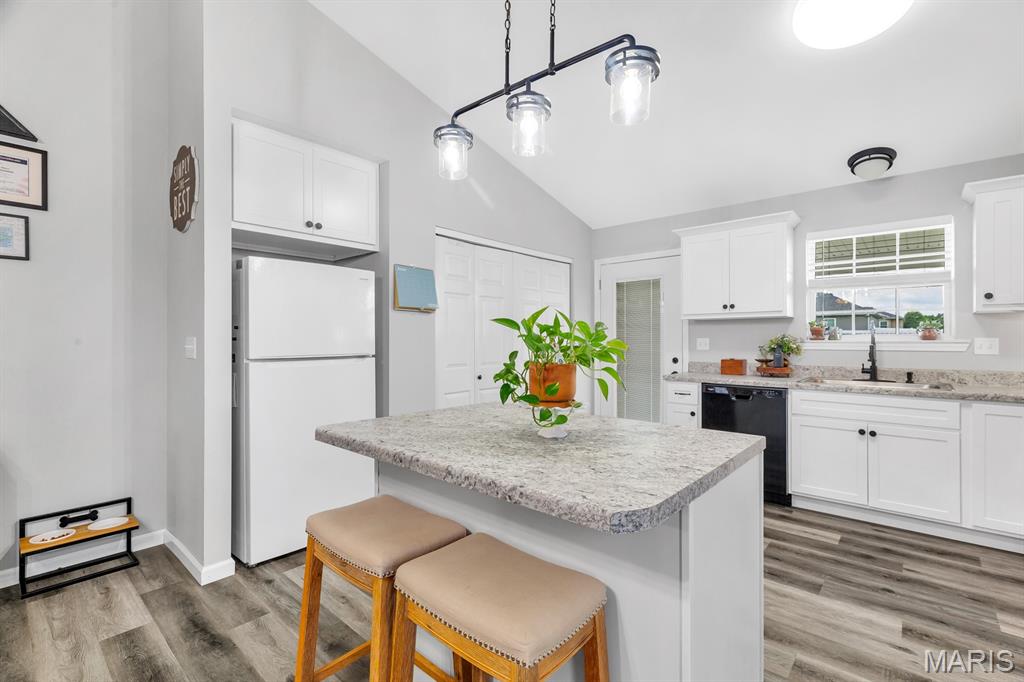 Villas/Cardinal Xing - Residential