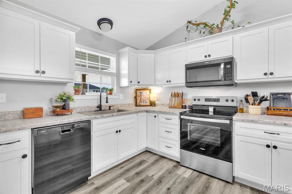 Villas/Cardinal Xing - Residential