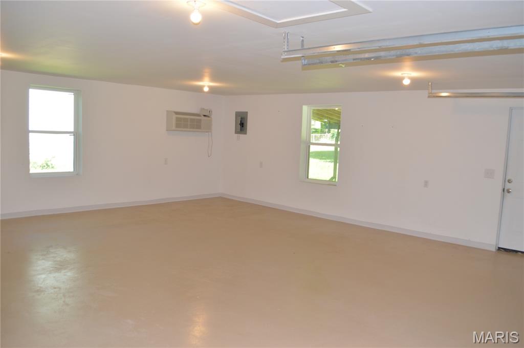 Riverside Fruit Stock Farm - Residential