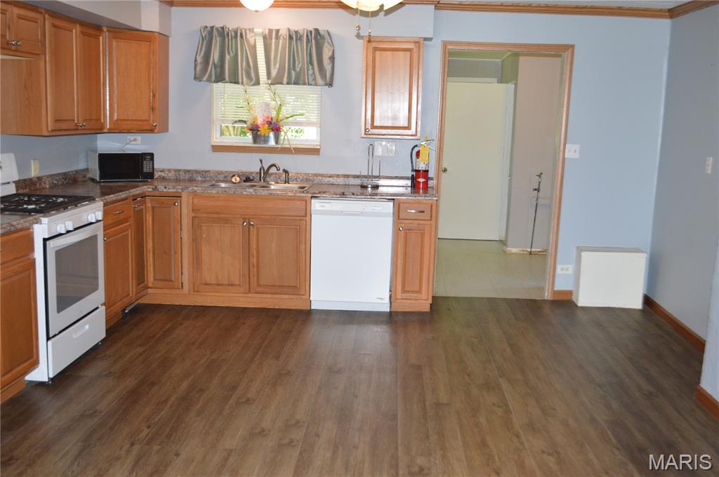 Riverside Fruit Stock Farm - Residential