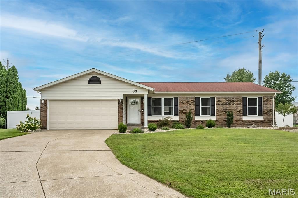 Three Bedroom, Two and a Half Bath Ranch Home in Sunny Hill Estates.  Open Floor Plan with Eat in Kitchen.  Newer Stainless Steel Appliances.  New Flooring throughout the main level.  Updated Master Bath.  Partially Finished Basement with Sleeping Area/Office and a Half Bath. Plenty of storage space still available.  Large fully fenced back yard.