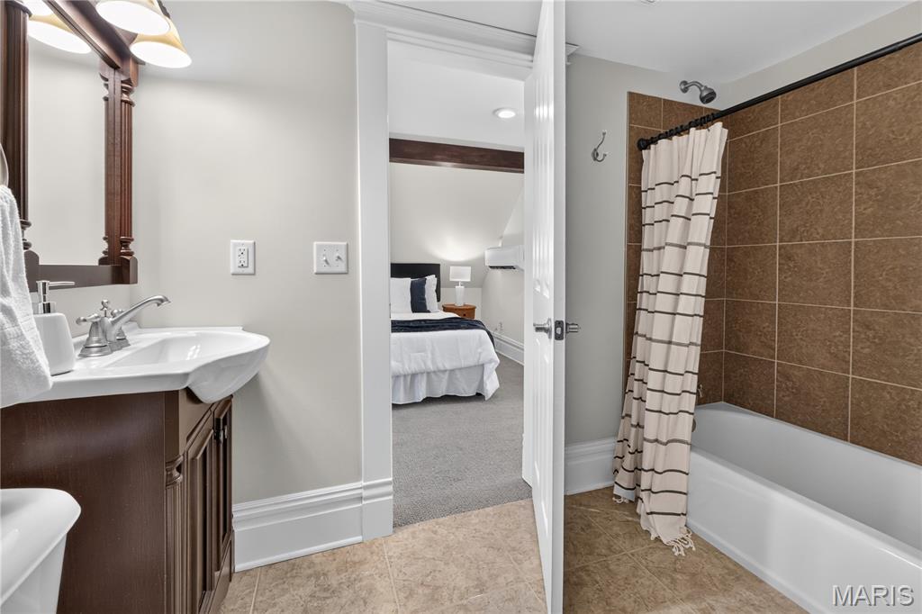 Tyler Place - Residential