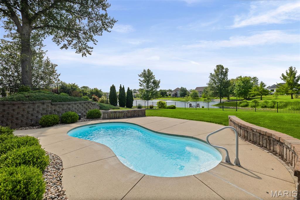 Braeswood Estates - Residential