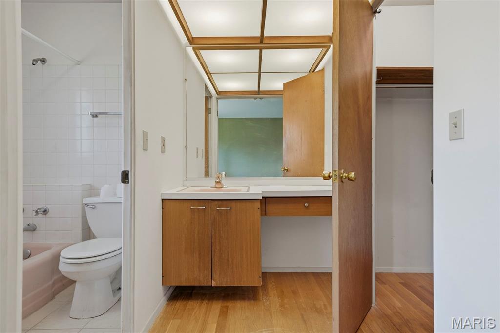 Robinwood West 4 - Residential