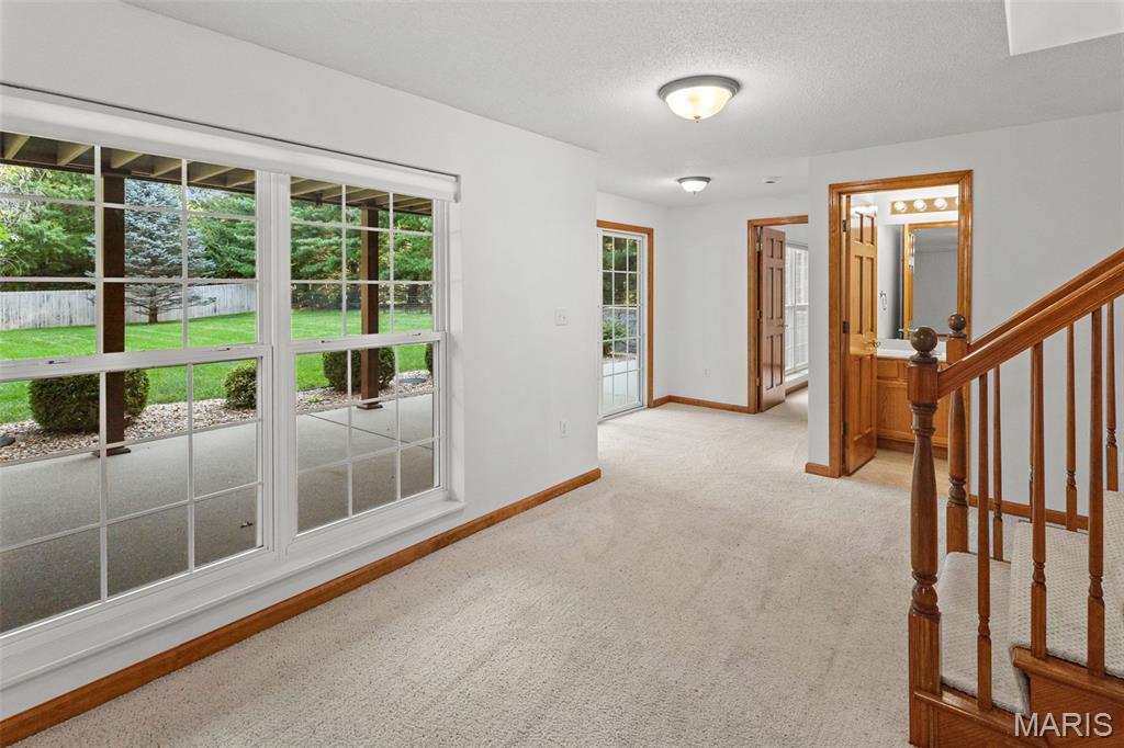 High Valley Lake Est2nd Add - Residential