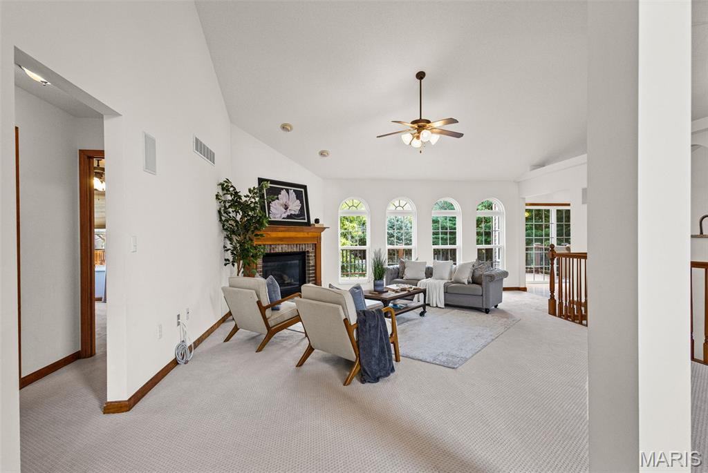 High Valley Lake Est2nd Add - Residential