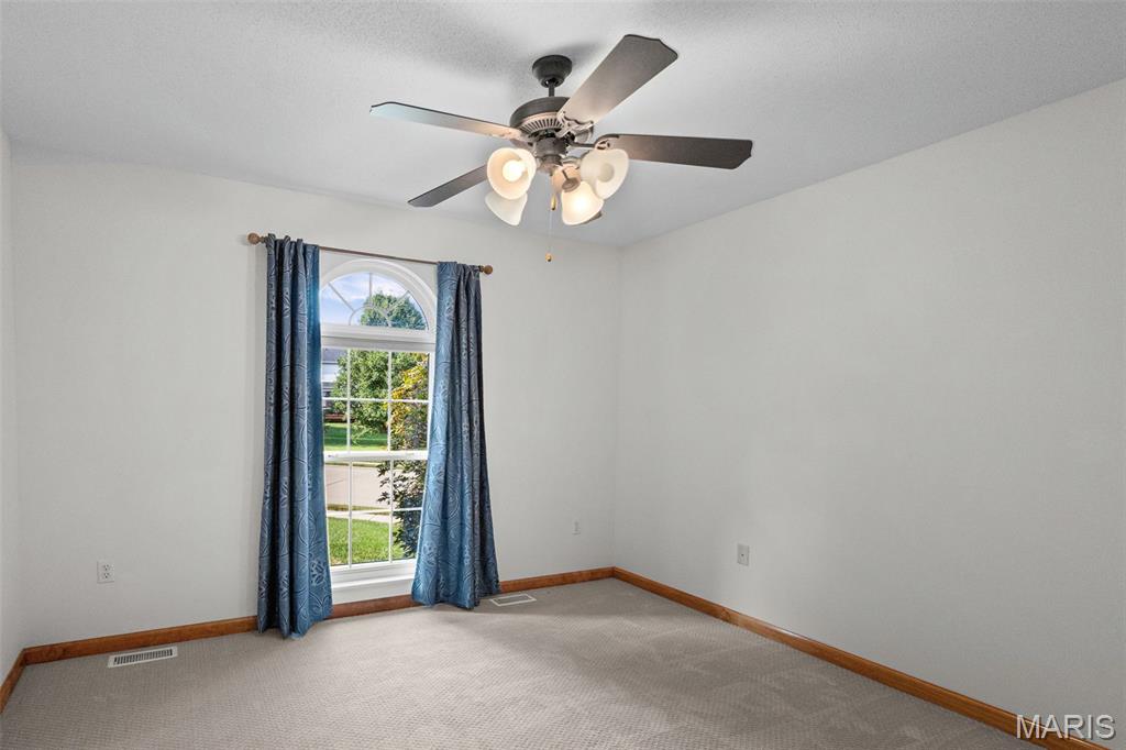High Valley Lake Est2nd Add - Residential