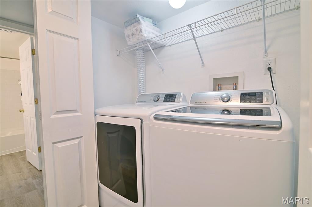 Greenbriar Condo - Residential