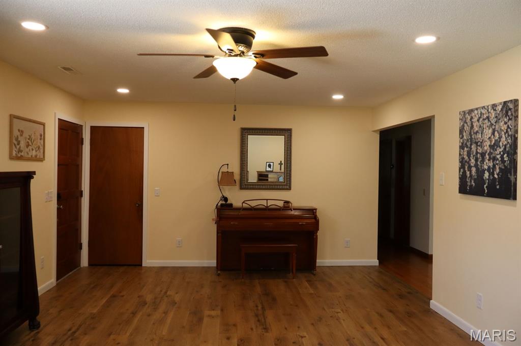 Dogwood Lake Estate - Residential