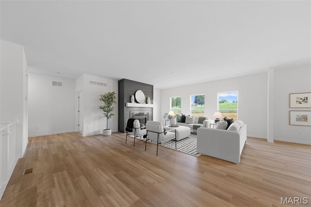 Creekside At Sommers - Residential