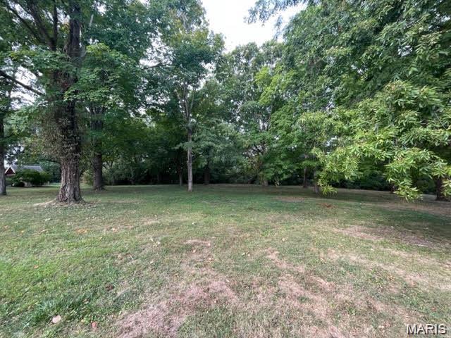 Beautiful building site in established neighborhood!  Offering 1.53 acres of well shaded mature trees, this could be the perfect spot to build your forever home.  Located at the end of a cul-de-sac and boarding Westview Golf Course, this lot suggests many possibilities.  Utilities available at the edge of lot.  Neighboring lot also for sale would give you a total of 2.46 acres.  HOA $900 per year, covenants and restrictions attached