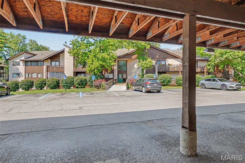 Heritage Gardens Condominiums - Residential