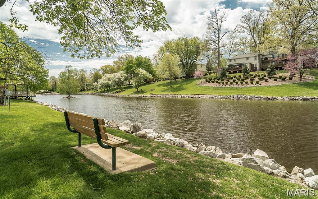 Brentwood Forest Condo Ph Six - Residential