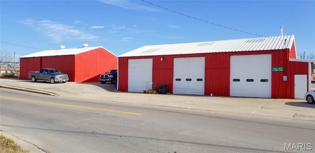 Established, profitable monument business and manufacturing facility for sale! A rare opportunity to acquire Phelps County Monument Co., LLC, a well-respected, locally owned business that has proudly served the Rolla area for over 20 years. Specializing in custom memorials, the company performs its own drafting and engraving on-site and has built a strong reputation for quality craftsmanship and exceptional service.

The sale includes the established business, real estate, boom truck, equipment, tools, and customer goodwill, creating a true turnkey opportunity. The manufacturing facility, located on the corner of 18th Street and Old St. James Road, features approximately 4,135 m/l SF in the main building plus a 1,344 m/l SF secondary building, providing ample space for monument production, fabrication, engraving, storage, and day-to-day operations.

The business also operates a retail showroom in the Forum area on 10th Street and Hauck Drive, offering customers a convenient location for consultations and monument selections.

The current owner is retiring and is willing to provide training to ensure a smooth transition. This is a unique opportunity to acquire an established, profitable business with real estate, specialized equipment, and a respected reputation within the community.