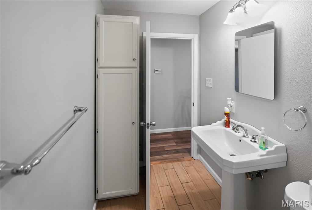 Lonedell Acres - Residential