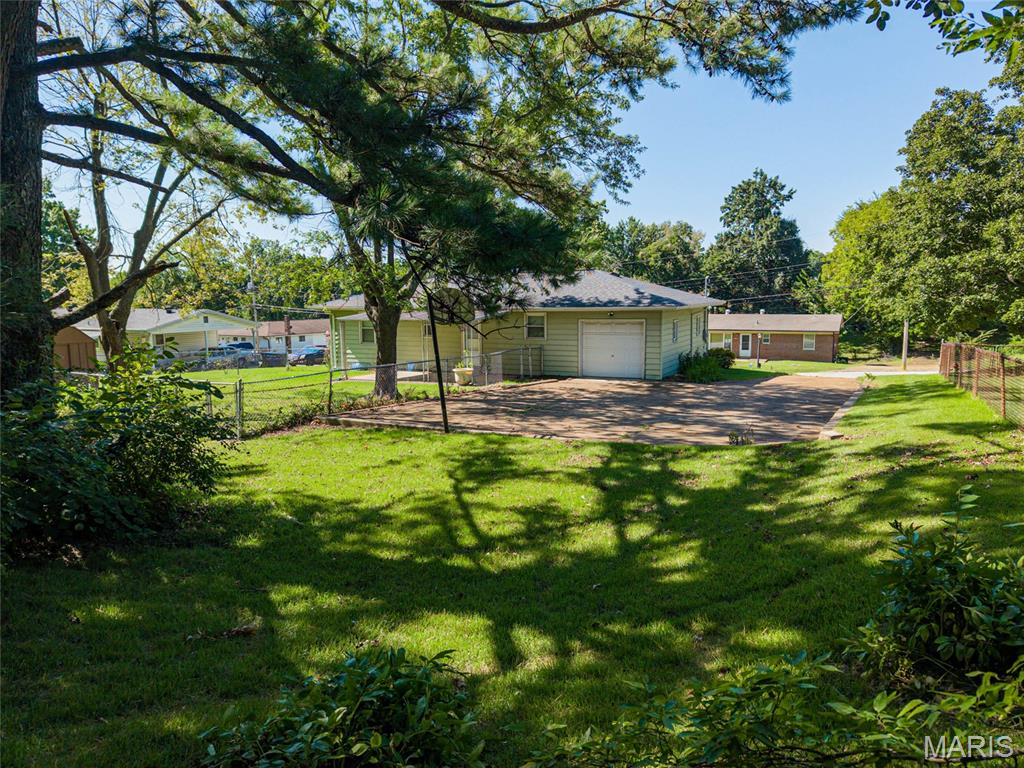 Lonedell Acres - Residential