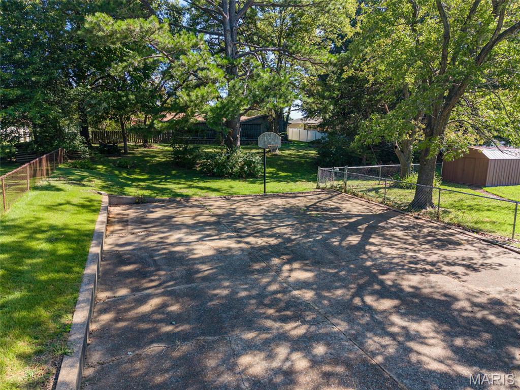 Lonedell Acres - Residential