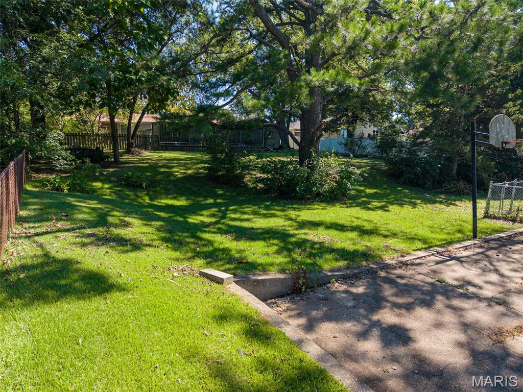 Lonedell Acres - Residential