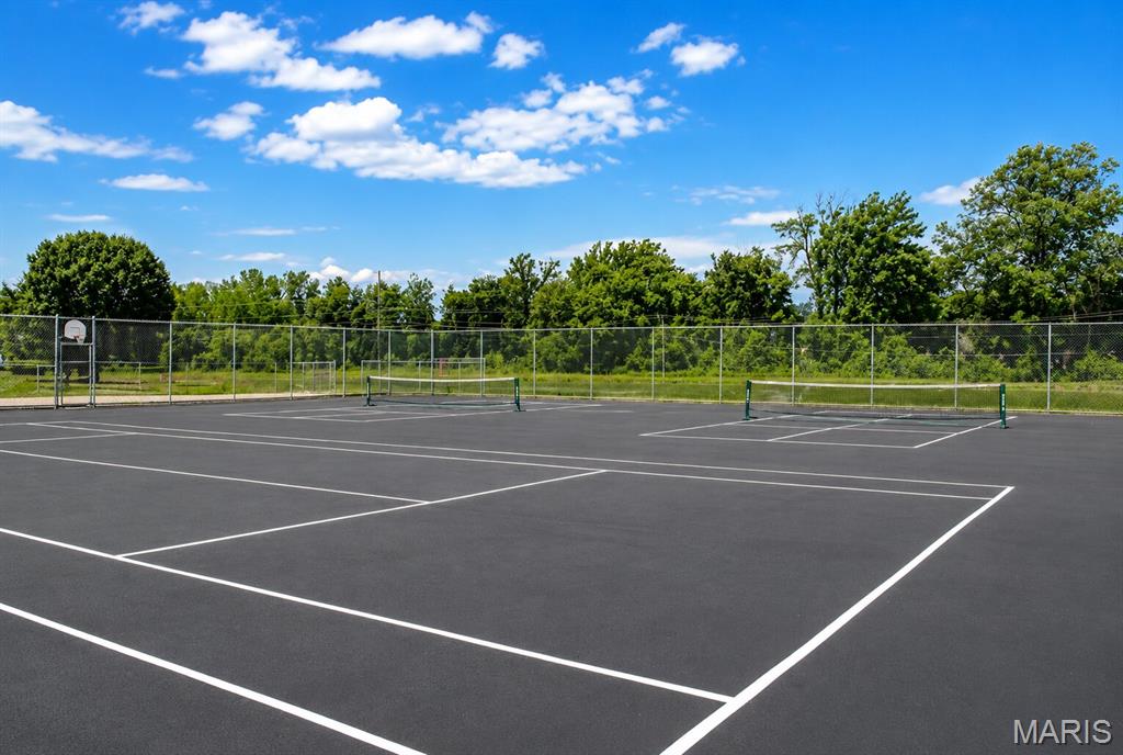 Meadow Ridge Condos Ph1 Stg2 - Residential Lease
