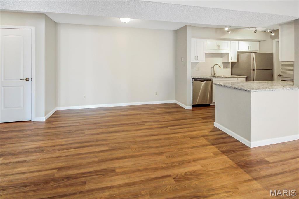 Meadow Ridge Condos Ph1 Stg2 - Residential Lease