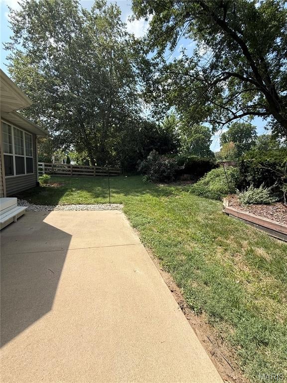 HUNTERS CROSSING - Residential Lease