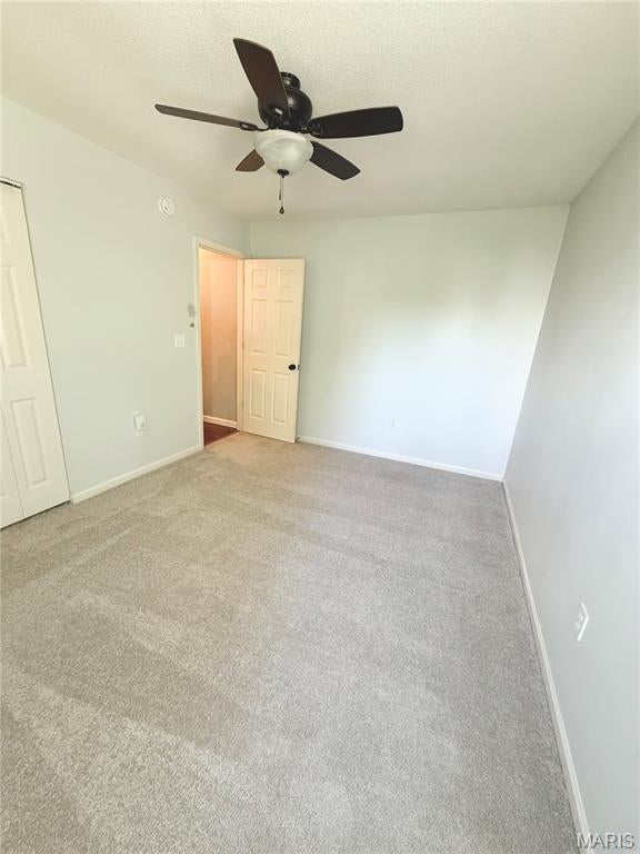 HUNTERS CROSSING - Residential Lease
