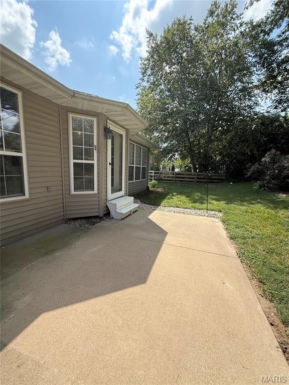 HUNTERS CROSSING - Residential Lease