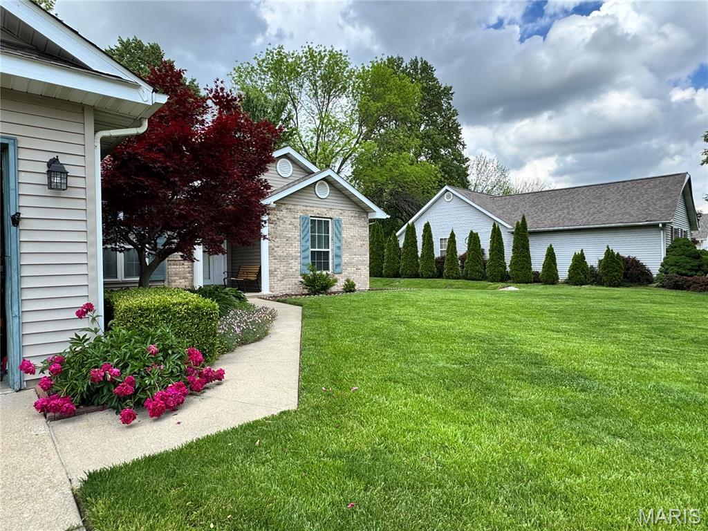 HUNTERS CROSSING - Residential Lease