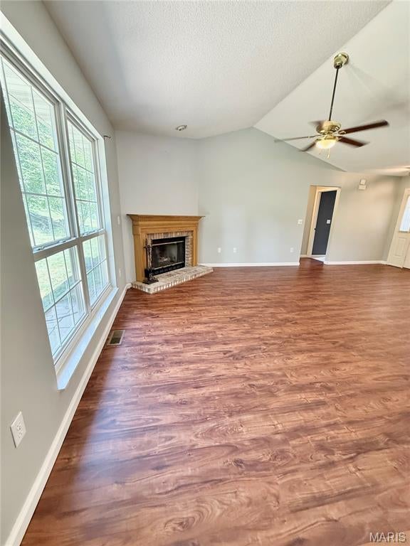 HUNTERS CROSSING - Residential Lease