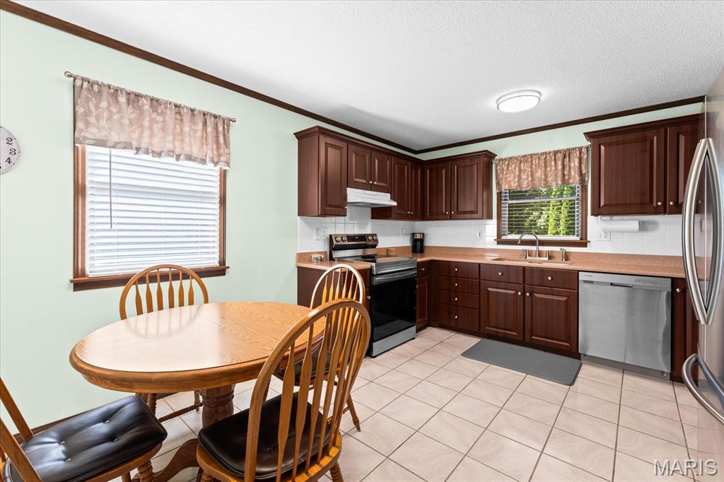 FOX GLENN LOT/SEC-8 AS IN BK 3072-2188 - Residential