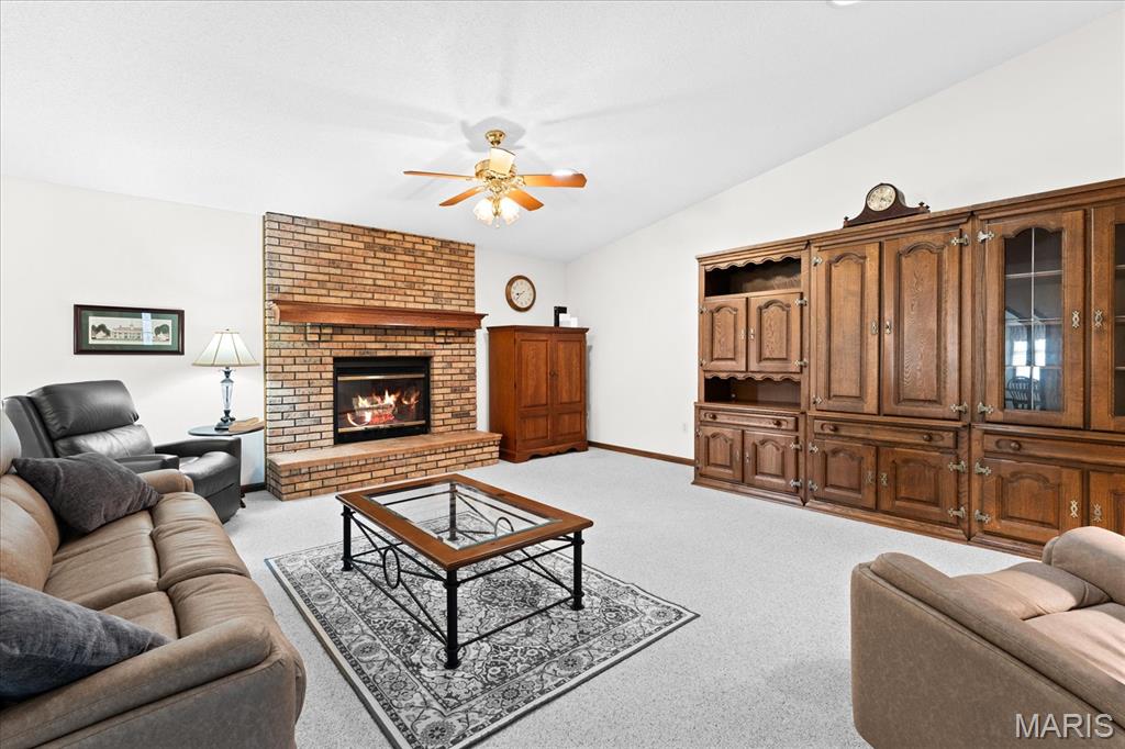 FOX GLENN LOT/SEC-8 AS IN BK 3072-2188 - Residential