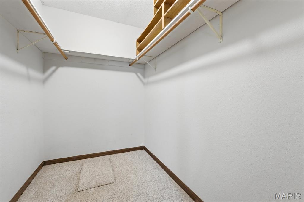 FOX GLENN LOT/SEC-8 AS IN BK 3072-2188 - Residential