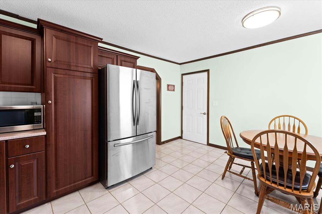 FOX GLENN LOT/SEC-8 AS IN BK 3072-2188 - Residential