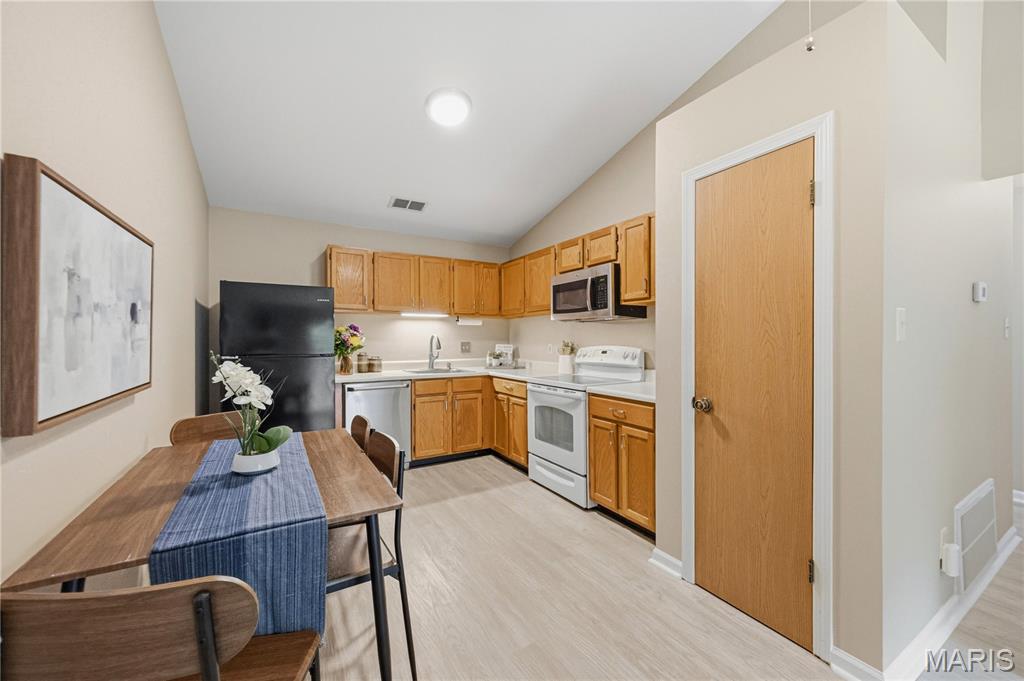 Trianon At Southwoods Condo Lt On - Residential