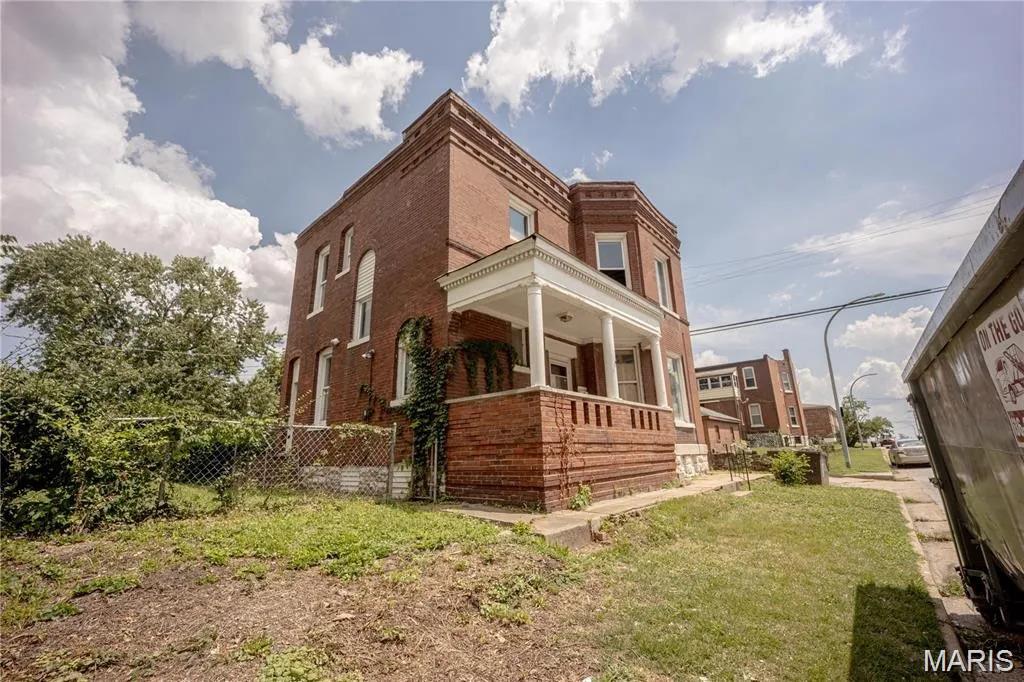 Carondelet Add 02 - Residential