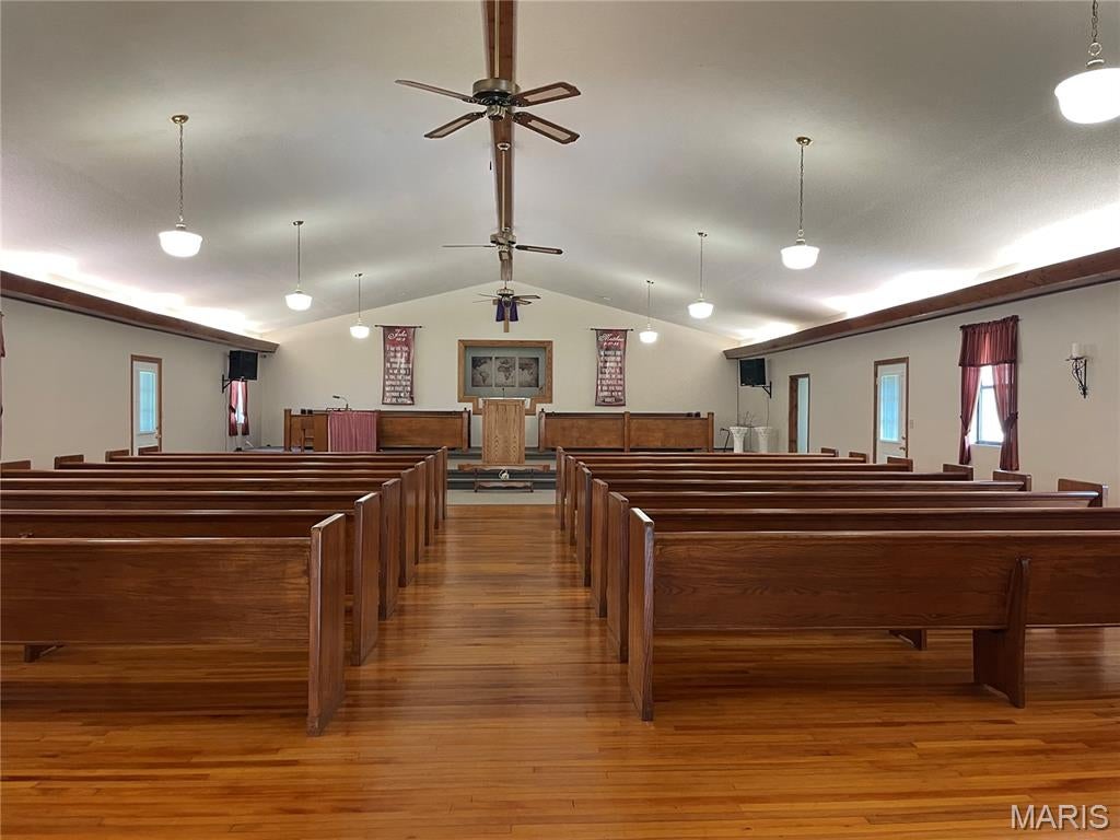 n/a - Commercial Sale