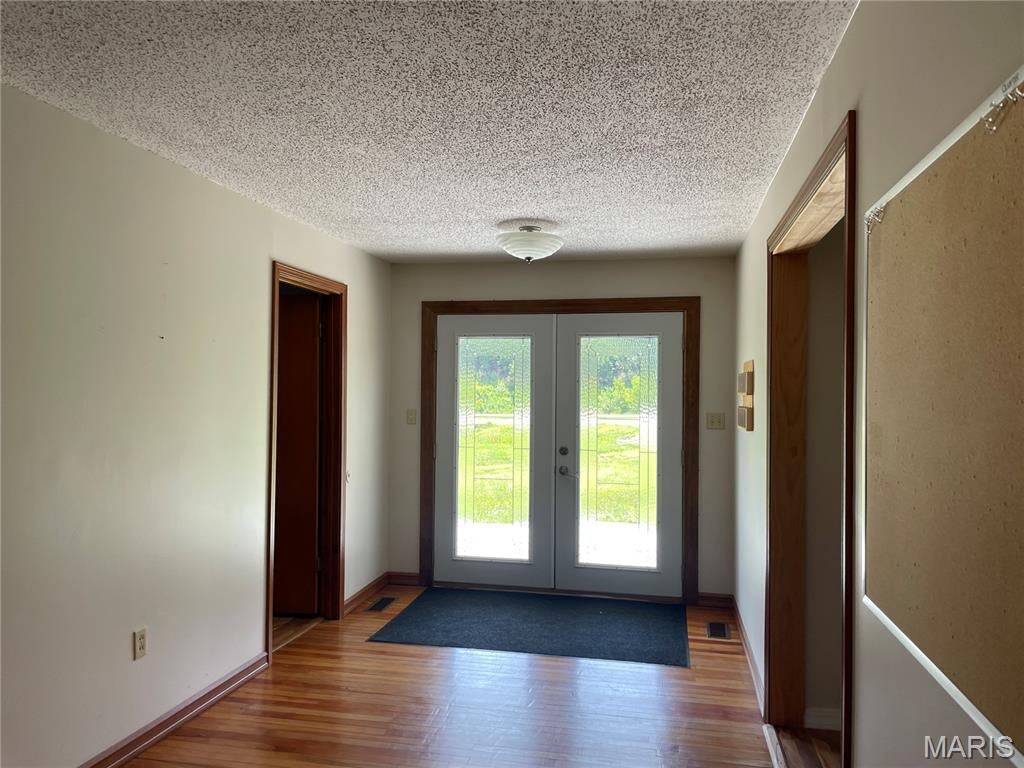 n/a - Commercial Sale