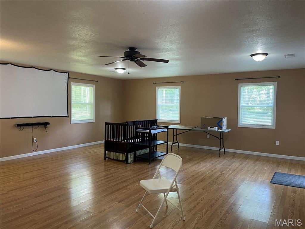 n/a - Commercial Sale