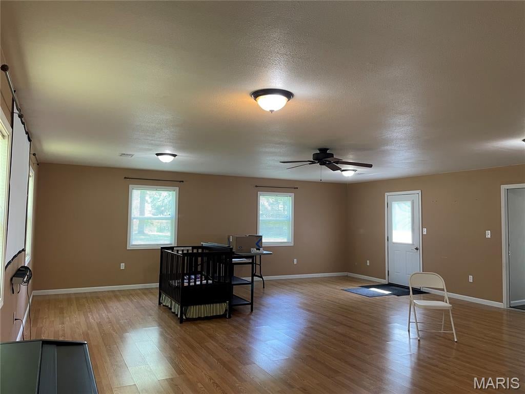 n/a - Commercial Sale