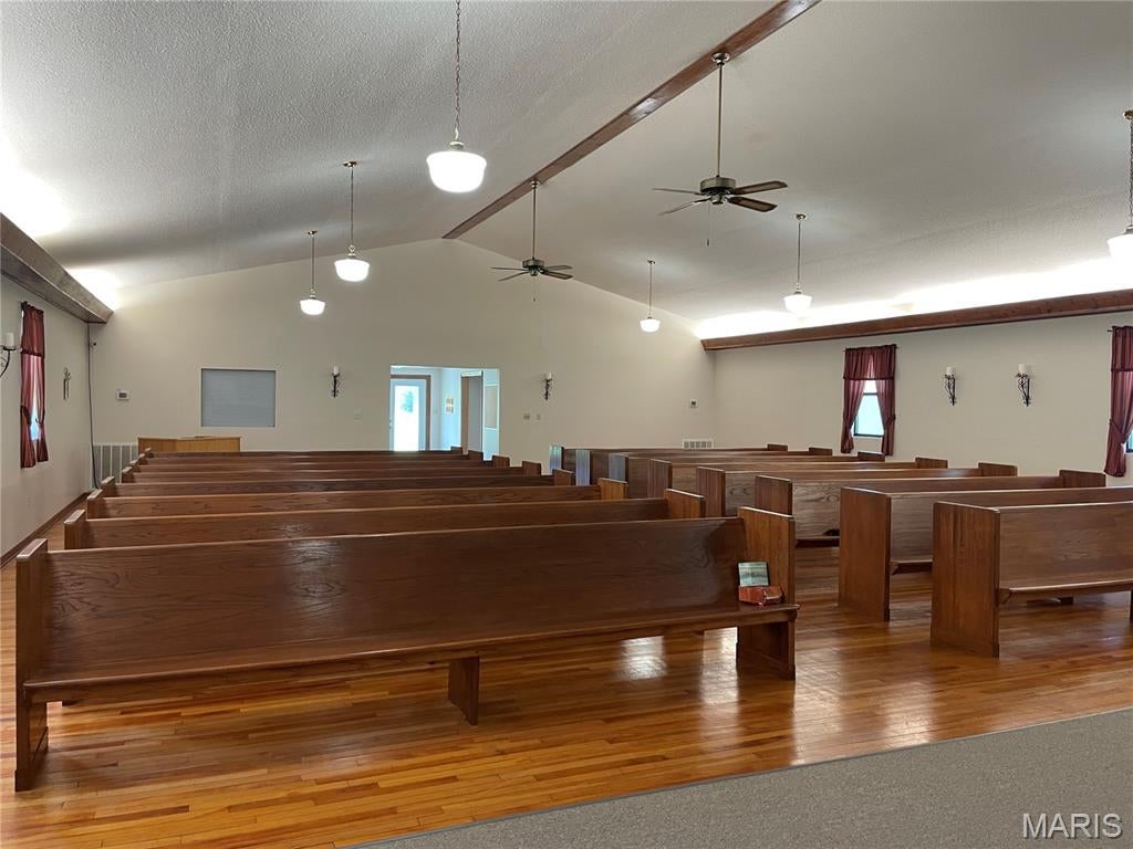 n/a - Commercial Sale