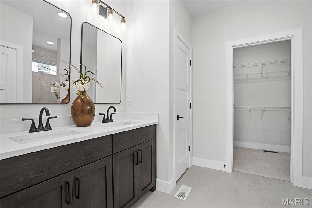 Savannah Crossing - Residential