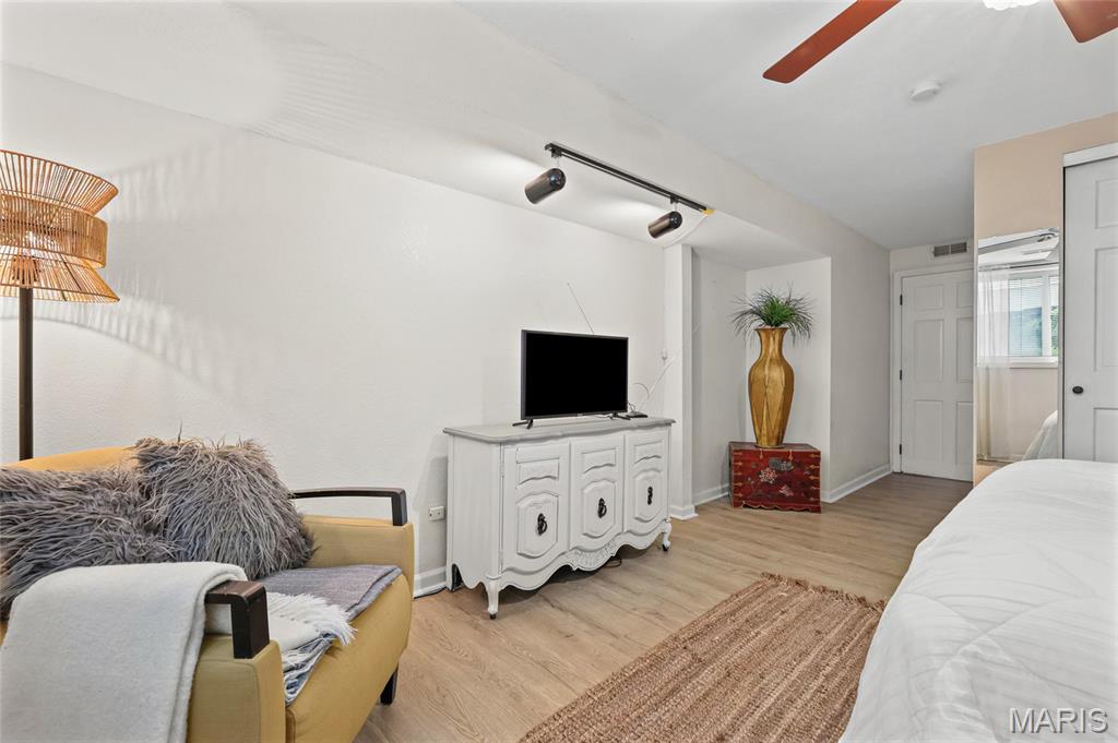 Linderhof Estates - Residential