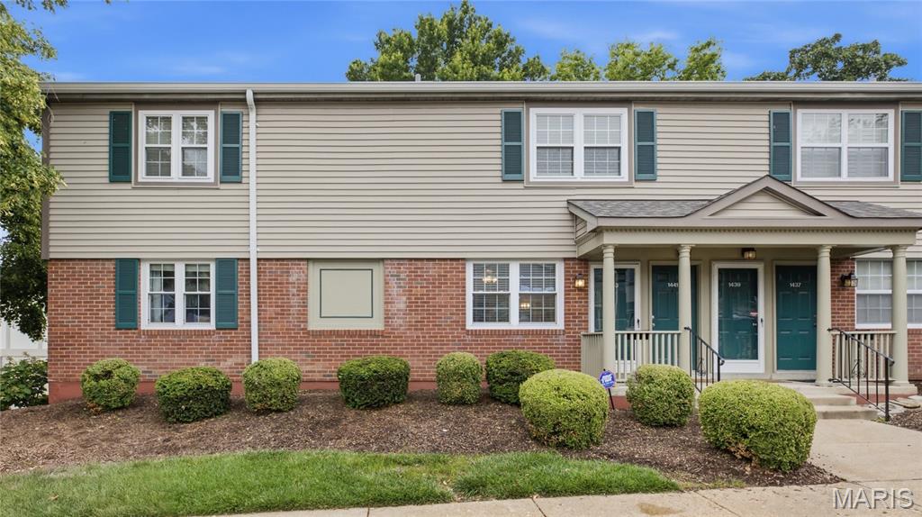 Welcome to 1443 Bobolink Place in the highly desirable Brentwood Forest community! This beautifully updated MAIN LEVEL 2-bedroom, 2-full bath condominium offers approximately 1,048 square feet of comfortable living space in one of Brentwood's most sought-after neighborhoods. The thoughtfully renovated interior features a modern kitchen with granite countertops, espresso shaker cabinetry, and stainless-steel appliances. Fresh paint, updated flooring, and abundant natural light create a bright and inviting atmosphere throughout. The spacious living and dining areas flow seamlessly to a large private deck—perfect for relaxing or entertaining guests. Both bedrooms are generously sized, one with en suite full bath; second bedroom has it own full bathroom for a guest or roommate. Additional highlights include a full-size laundry/utility room, updated HVAC system, newer windows and sliding doors, and parking. Residents enjoy access to Brentwood Forest's outstanding amenities, including swimming pools, tennis courts, walking trails, and beautifully maintained grounds. Conveniently located near shopping, dining, parks, and major highways, this move-in-ready home combines style, comfort, and an unbeatable location!