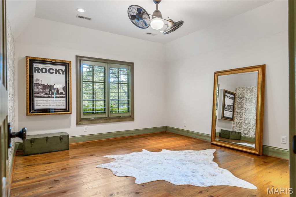 Ridgecreek - Residential