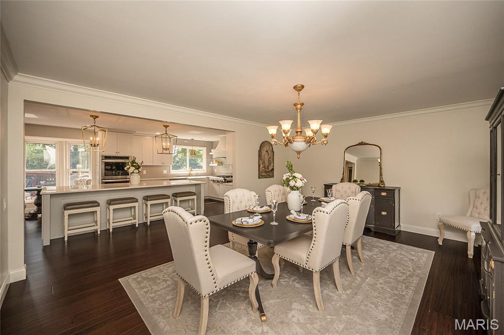 Royal Ridge - Residential