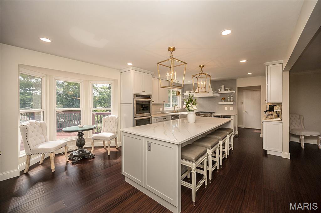Royal Ridge - Residential