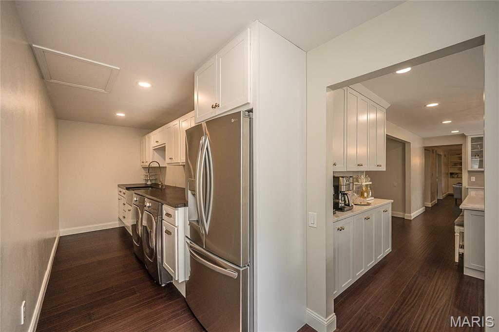 Royal Ridge - Residential